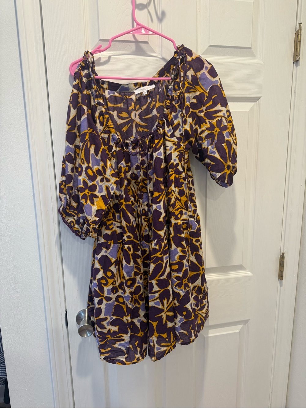LSU GAMEDAY Olivaceous Purple and Mustard Floral Puff-Sleeve Dress